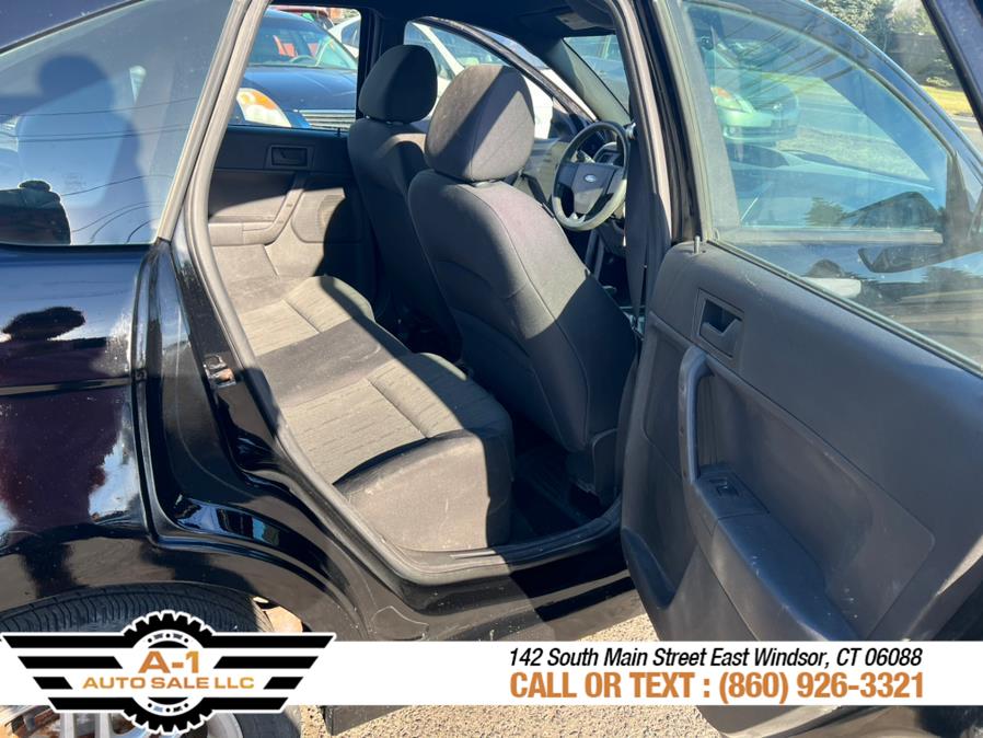 2010 Ford Focus 4dr Sdn SE, available for sale in East Windsor, Connecticut | A1 Auto Sale LLC. East Windsor, Connecticut 2010 Ford Focus 4dr Sdn SE, available for sale in East Windsor, Connecticut | A1 Auto Sale LLC. East Windsor, Connecticut