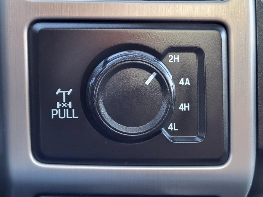 2018 Ford F-150 Platinum 4WD SuperCrew 5.5'' Box, available for sale in Newark , New Jersey | Champion Used Auto Sales 2. Newark , New Jersey 2018 Ford F-150 Platinum 4WD SuperCrew 5.5'' Box, available for sale in Newark , New Jersey | Champion Used Auto Sales 2. Newark , New Jersey