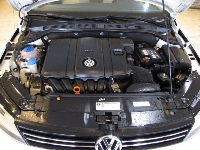 2013 Volkswagen Jetta Sedan 4dr Auto SE w/Convenience/Sunroof PZEV, available for sale in Placentia, California | Auto Network Group Inc. Placentia, California 2013 Volkswagen Jetta Sedan 4dr Auto SE w/Convenience/Sunroof PZEV, available for sale in Placentia, California | Auto Network Group Inc. Placentia, California