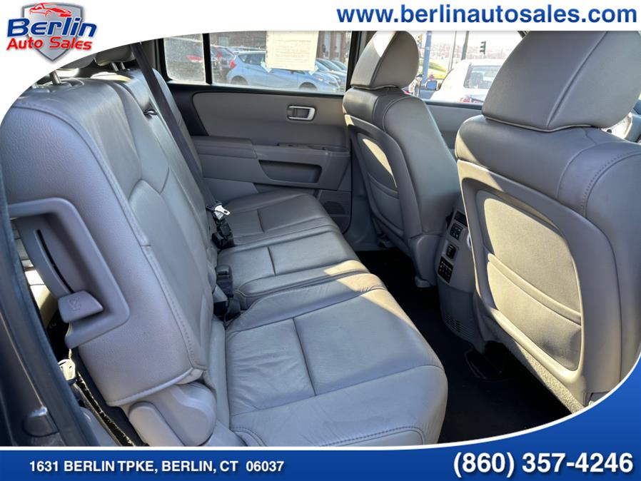 2012 Honda Pilot 4WD 4dr EX-L w/RES, available for sale in Berlin, Connecticut | Berlin Auto Sales LLC. Berlin, Connecticut 2012 Honda Pilot 4WD 4dr EX-L w/RES, available for sale in Berlin, Connecticut | Berlin Auto Sales LLC. Berlin, Connecticut