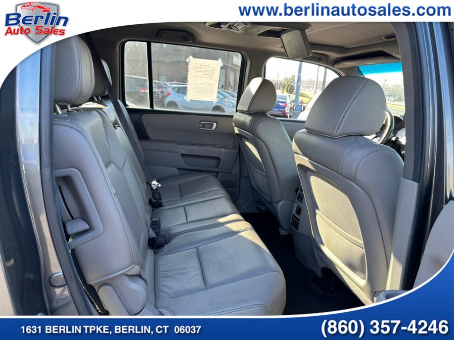 2012 Honda Pilot 4WD 4dr EX-L w/RES, available for sale in Berlin, Connecticut | Berlin Auto Sales LLC. Berlin, Connecticut 2012 Honda Pilot 4WD 4dr EX-L w/RES, available for sale in Berlin, Connecticut | Berlin Auto Sales LLC. Berlin, Connecticut