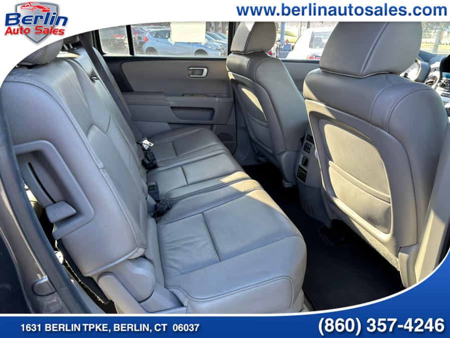 2012 Honda Pilot 4WD 4dr EX-L w/RES, available for sale in Berlin, Connecticut | Berlin Auto Sales LLC. Berlin, Connecticut 2012 Honda Pilot 4WD 4dr EX-L w/RES, available for sale in Berlin, Connecticut | Berlin Auto Sales LLC. Berlin, Connecticut