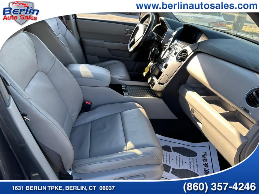 2012 Honda Pilot 4WD 4dr EX-L w/RES, available for sale in Berlin, Connecticut | Berlin Auto Sales LLC. Berlin, Connecticut 2012 Honda Pilot 4WD 4dr EX-L w/RES, available for sale in Berlin, Connecticut | Berlin Auto Sales LLC. Berlin, Connecticut
