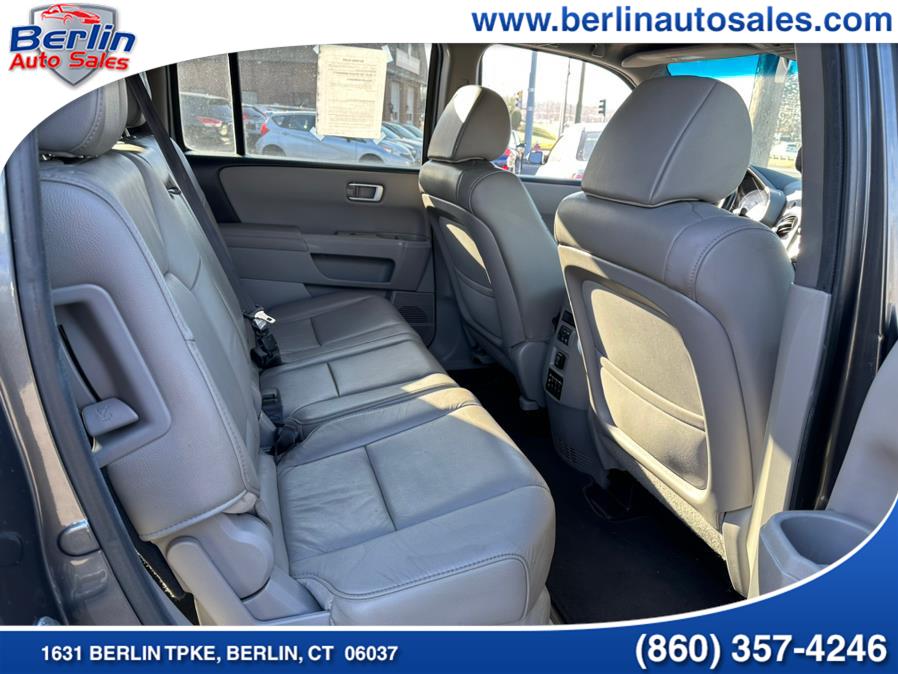 2012 Honda Pilot 4WD 4dr EX-L w/RES, available for sale in Berlin, Connecticut | Berlin Auto Sales LLC. Berlin, Connecticut 2012 Honda Pilot 4WD 4dr EX-L w/RES, available for sale in Berlin, Connecticut | Berlin Auto Sales LLC. Berlin, Connecticut