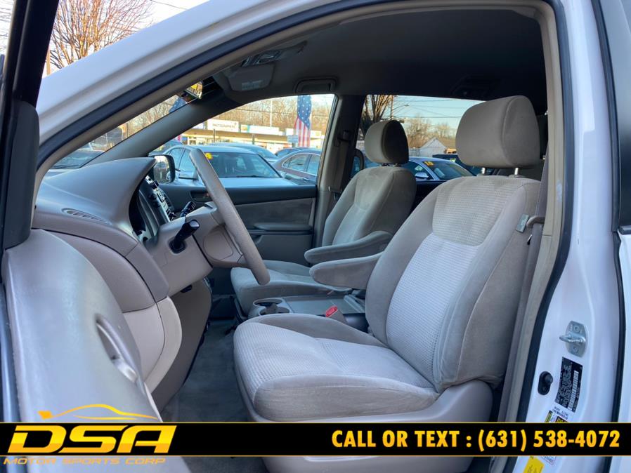 2008 Toyota Sienna 5dr 7-Pass Van LE AWD (Natl), available for sale in Commack, New York | DSA Motor Sports Corp. Commack, New York 2008 Toyota Sienna 5dr 7-Pass Van LE AWD (Natl), available for sale in Commack, New York | DSA Motor Sports Corp. Commack, New York