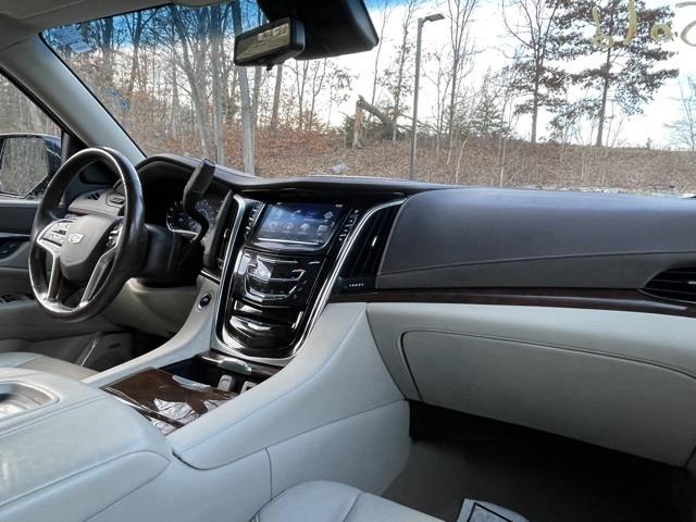 2017 Cadillac Escalade Luxury, available for sale in Brookfield, Connecticut | Blasius Federal Road. Brookfield, Connecticut 2017 Cadillac Escalade Luxury, available for sale in Brookfield, Connecticut | Blasius Federal Road. Brookfield, Connecticut