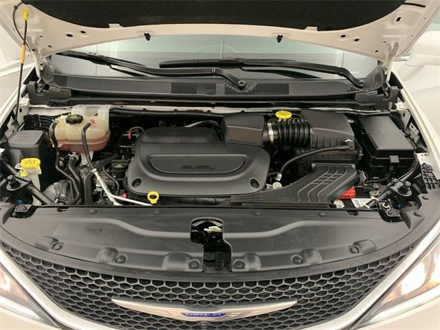Used Chrysler Pacifica Touring L Plus 2020 | Eastchester Motor Cars. Bronx, New York Used Chrysler Pacifica Touring L Plus 2020 | Eastchester Motor Cars. Bronx, New York