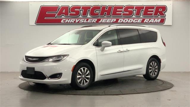 Used Chrysler Pacifica Touring L Plus 2020 | Eastchester Motor Cars. Bronx, New York Used Chrysler Pacifica Touring L Plus 2020 | Eastchester Motor Cars. Bronx, New York