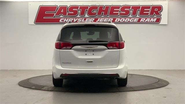Used Chrysler Pacifica Touring L Plus 2020 | Eastchester Motor Cars. Bronx, New York Used Chrysler Pacifica Touring L Plus 2020 | Eastchester Motor Cars. Bronx, New York