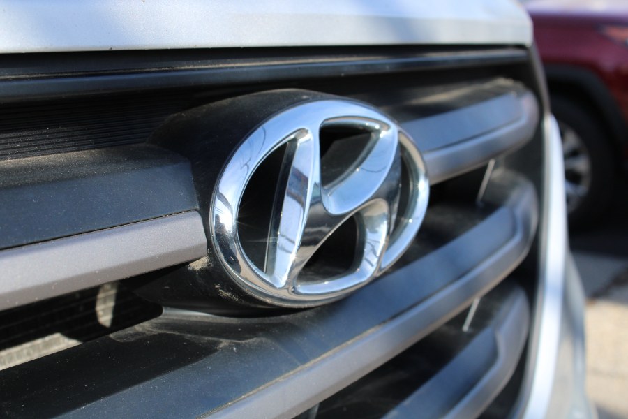 2016 Hyundai Tucson AWD 4dr Limited, available for sale in BROOKLYN, New York | Deals on Wheels International Auto. BROOKLYN, New York 2016 Hyundai Tucson AWD 4dr Limited, available for sale in BROOKLYN, New York | Deals on Wheels International Auto. BROOKLYN, New York