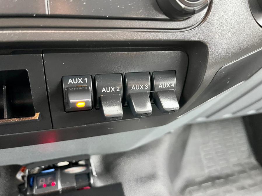 2014 Ford Super Duty F-350 SRW 4WD SuperCab 158" XL, available for sale in South Windsor, Connecticut | Mike And Tony Auto Sales, Inc. South Windsor, Connecticut 2014 Ford Super Duty F-350 SRW 4WD SuperCab 158" XL, available for sale in South Windsor, Connecticut | Mike And Tony Auto Sales, Inc. South Windsor, Connecticut