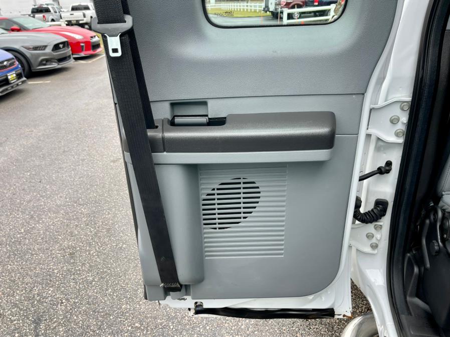 2014 Ford Super Duty F-350 SRW 4WD SuperCab 158" XL, available for sale in South Windsor, Connecticut | Mike And Tony Auto Sales, Inc. South Windsor, Connecticut 2014 Ford Super Duty F-350 SRW 4WD SuperCab 158" XL, available for sale in South Windsor, Connecticut | Mike And Tony Auto Sales, Inc. South Windsor, Connecticut