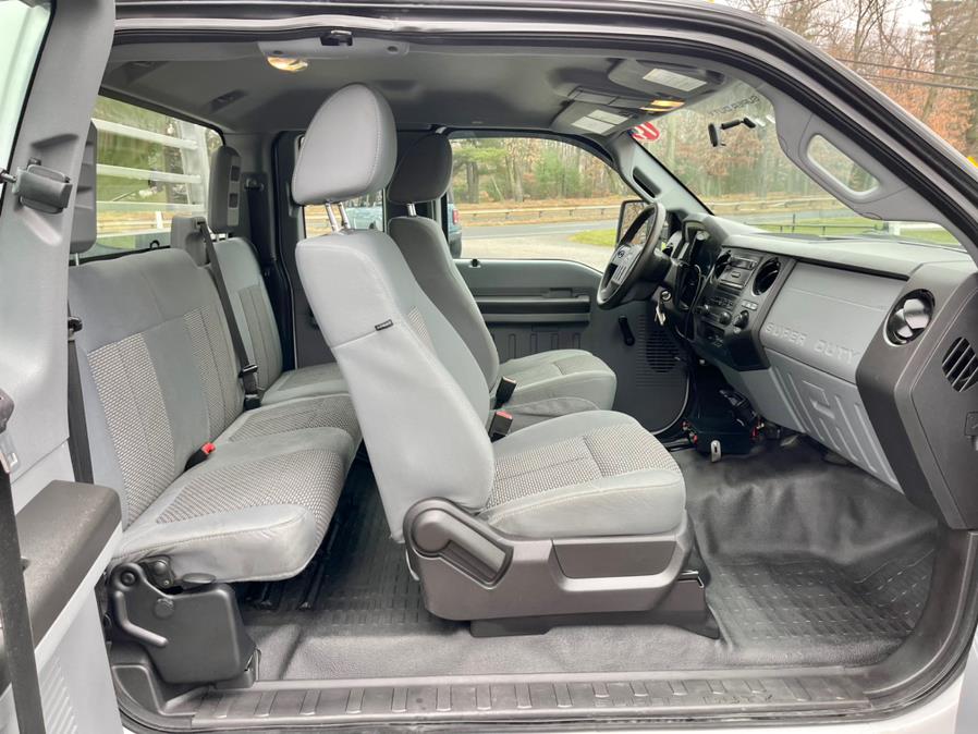 2014 Ford Super Duty F-350 SRW 4WD SuperCab 158" XL, available for sale in South Windsor, Connecticut | Mike And Tony Auto Sales, Inc. South Windsor, Connecticut 2014 Ford Super Duty F-350 SRW 4WD SuperCab 158" XL, available for sale in South Windsor, Connecticut | Mike And Tony Auto Sales, Inc. South Windsor, Connecticut