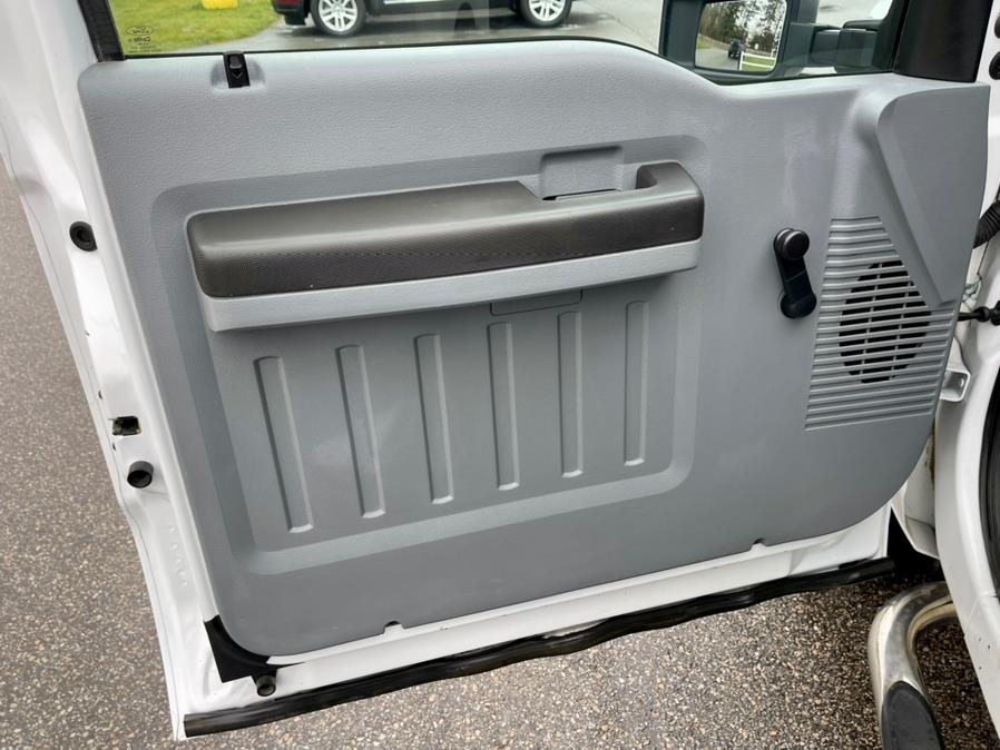 2014 Ford Super Duty F-350 SRW 4WD SuperCab 158" XL, available for sale in South Windsor, Connecticut | Mike And Tony Auto Sales, Inc. South Windsor, Connecticut 2014 Ford Super Duty F-350 SRW 4WD SuperCab 158" XL, available for sale in South Windsor, Connecticut | Mike And Tony Auto Sales, Inc. South Windsor, Connecticut
