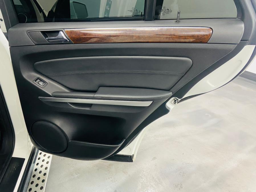 2011 Mercedes-Benz M-Class 4MATIC 4dr ML 550, available for sale in Linden, New Jersey | East Coast Auto Group. Linden, New Jersey 2011 Mercedes-Benz M-Class 4MATIC 4dr ML 550, available for sale in Linden, New Jersey | East Coast Auto Group. Linden, New Jersey