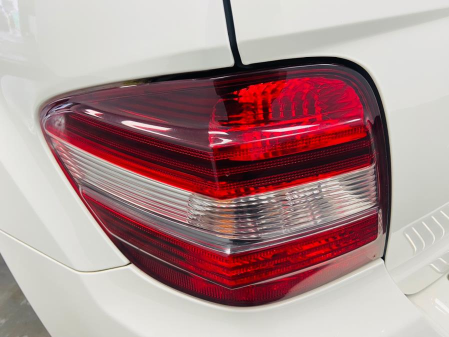 2011 Mercedes-Benz M-Class 4MATIC 4dr ML 550, available for sale in Linden, New Jersey | East Coast Auto Group. Linden, New Jersey 2011 Mercedes-Benz M-Class 4MATIC 4dr ML 550, available for sale in Linden, New Jersey | East Coast Auto Group. Linden, New Jersey