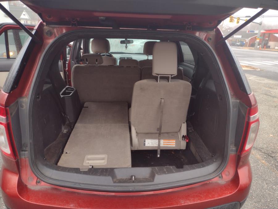 2014 Ford Explorer 4WD 4dr XLT, available for sale in Chicopee, Massachusetts | Matts Auto Mall LLC. Chicopee, Massachusetts 2014 Ford Explorer 4WD 4dr XLT, available for sale in Chicopee, Massachusetts | Matts Auto Mall LLC. Chicopee, Massachusetts