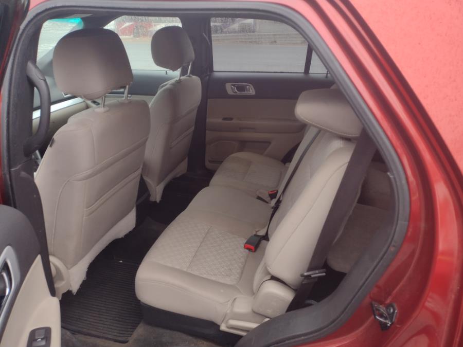 2014 Ford Explorer 4WD 4dr XLT, available for sale in Chicopee, Massachusetts | Matts Auto Mall LLC. Chicopee, Massachusetts 2014 Ford Explorer 4WD 4dr XLT, available for sale in Chicopee, Massachusetts | Matts Auto Mall LLC. Chicopee, Massachusetts