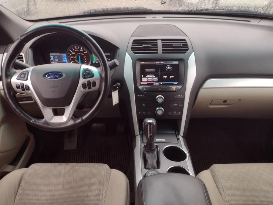 2014 Ford Explorer 4WD 4dr XLT, available for sale in Chicopee, Massachusetts | Matts Auto Mall LLC. Chicopee, Massachusetts 2014 Ford Explorer 4WD 4dr XLT, available for sale in Chicopee, Massachusetts | Matts Auto Mall LLC. Chicopee, Massachusetts