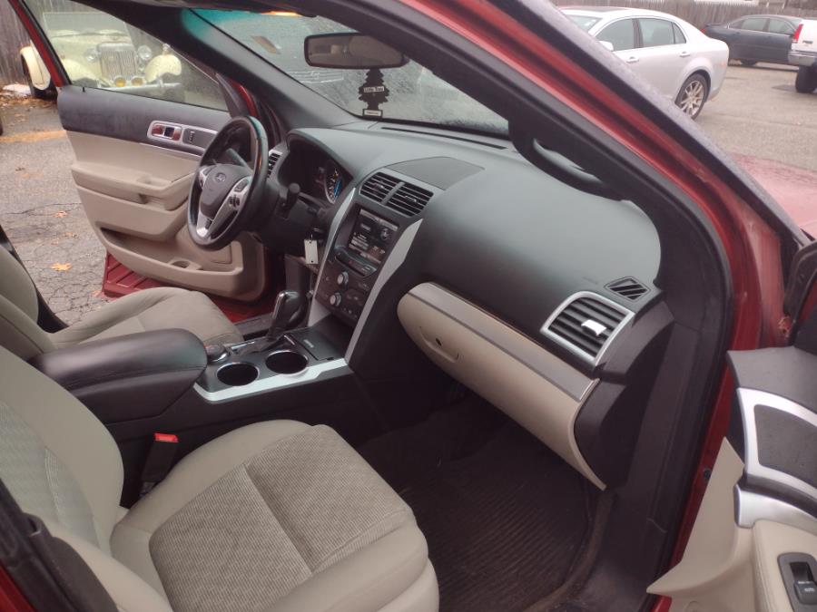2014 Ford Explorer 4WD 4dr XLT, available for sale in Chicopee, Massachusetts | Matts Auto Mall LLC. Chicopee, Massachusetts 2014 Ford Explorer 4WD 4dr XLT, available for sale in Chicopee, Massachusetts | Matts Auto Mall LLC. Chicopee, Massachusetts
