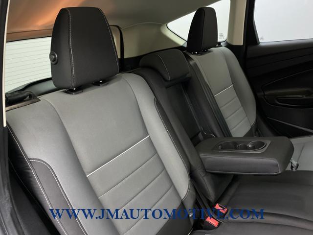 2013 Ford Escape 4WD 4dr SE, available for sale in Naugatuck, Connecticut | J&M Automotive Sls&Svc LLC. Naugatuck, Connecticut 2013 Ford Escape 4WD 4dr SE, available for sale in Naugatuck, Connecticut | J&M Automotive Sls&Svc LLC. Naugatuck, Connecticut
