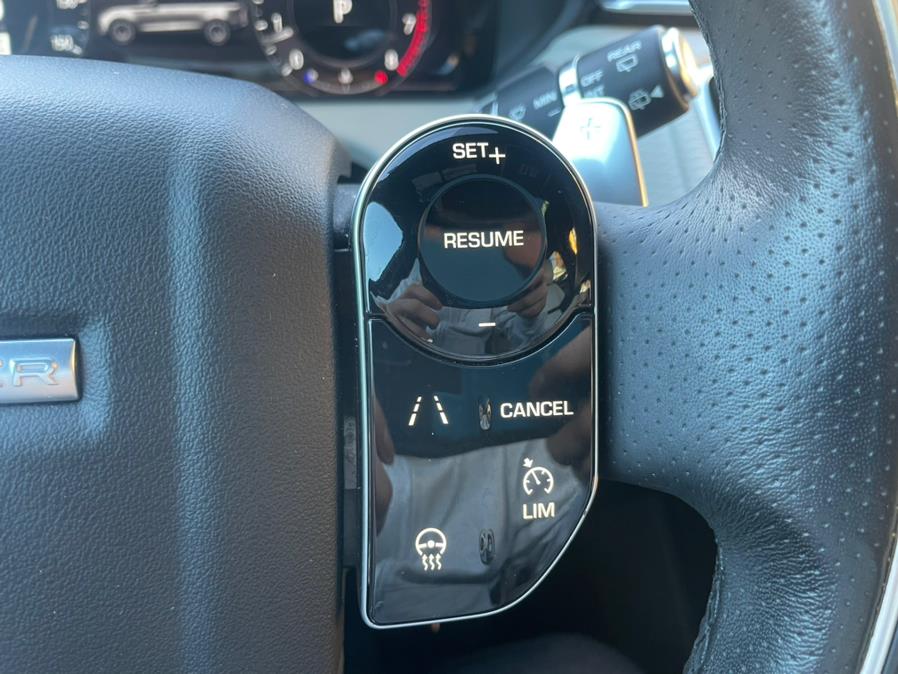 2019 Land Rover Range Rover Velar P250 R-Dynamic SE, available for sale in Jamaica, New York | Sylhet Motors Inc.. Jamaica, New York 2019 Land Rover Range Rover Velar P250 R-Dynamic SE, available for sale in Jamaica, New York | Sylhet Motors Inc.. Jamaica, New York