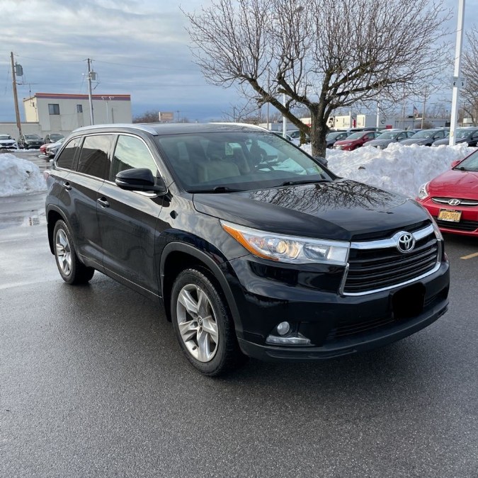 Used 2016 Toyota Highlander in New Haven, Connecticut | Unique Auto Sales LLC. New Haven, Connecticut