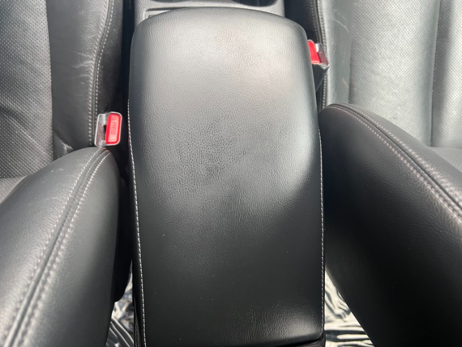 2015 Nissan Rogue AWD 4dr SL, available for sale in Bristol, Connecticut | Bristol Auto Center LLC. Bristol, Connecticut 2015 Nissan Rogue AWD 4dr SL, available for sale in Bristol, Connecticut | Bristol Auto Center LLC. Bristol, Connecticut
