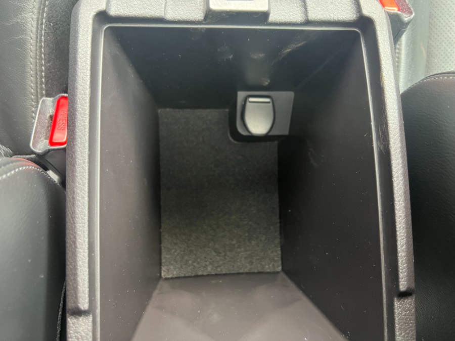 2015 Nissan Rogue AWD 4dr SL, available for sale in Bristol, Connecticut | Bristol Auto Center LLC. Bristol, Connecticut 2015 Nissan Rogue AWD 4dr SL, available for sale in Bristol, Connecticut | Bristol Auto Center LLC. Bristol, Connecticut