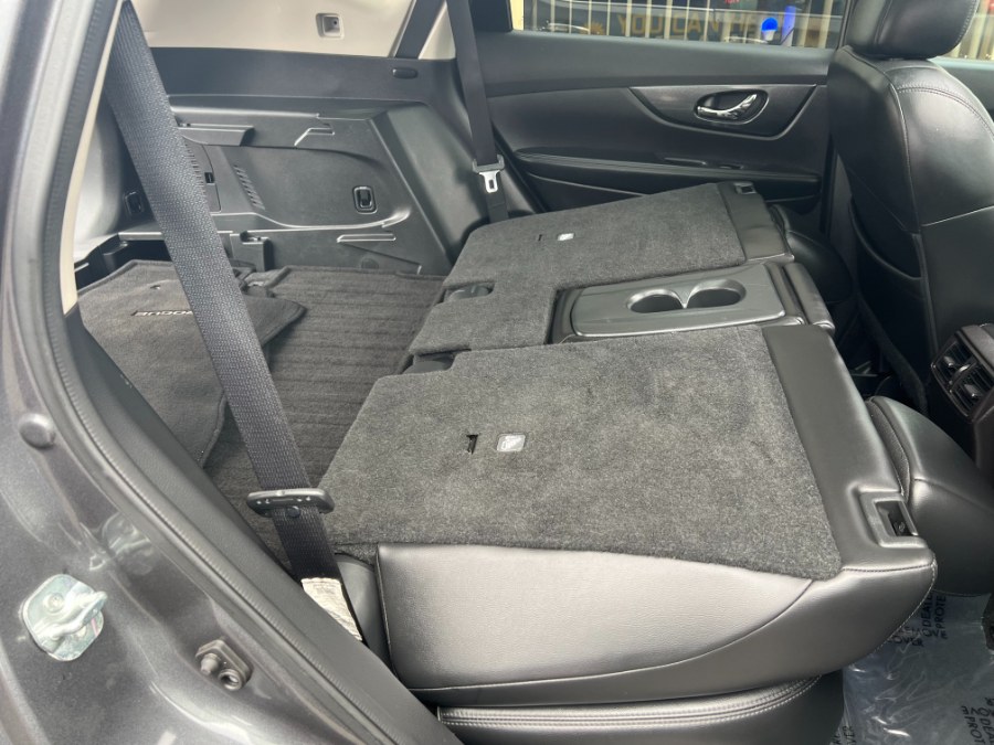 2015 Nissan Rogue AWD 4dr SL, available for sale in Bristol, Connecticut | Bristol Auto Center LLC. Bristol, Connecticut 2015 Nissan Rogue AWD 4dr SL, available for sale in Bristol, Connecticut | Bristol Auto Center LLC. Bristol, Connecticut