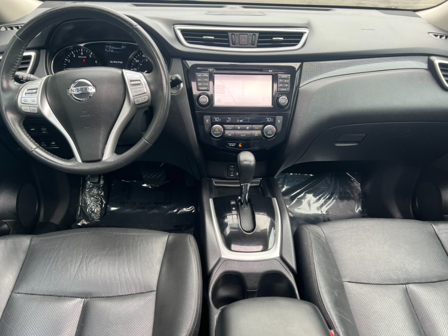 2015 Nissan Rogue AWD 4dr SL, available for sale in Bristol, Connecticut | Bristol Auto Center LLC. Bristol, Connecticut 2015 Nissan Rogue AWD 4dr SL, available for sale in Bristol, Connecticut | Bristol Auto Center LLC. Bristol, Connecticut