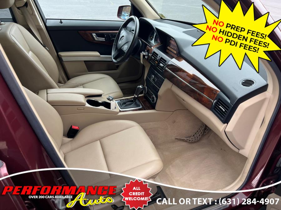 2011 Mercedes-Benz GLK-Class 4MATIC 4dr GLK 350, available for sale in Bohemia, New York | Performance Auto Inc. Bohemia, New York 2011 Mercedes-Benz GLK-Class 4MATIC 4dr GLK 350, available for sale in Bohemia, New York | Performance Auto Inc. Bohemia, New York