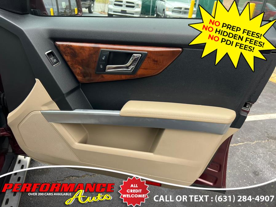 2011 Mercedes-Benz GLK-Class 4MATIC 4dr GLK 350, available for sale in Bohemia, New York | Performance Auto Inc. Bohemia, New York 2011 Mercedes-Benz GLK-Class 4MATIC 4dr GLK 350, available for sale in Bohemia, New York | Performance Auto Inc. Bohemia, New York