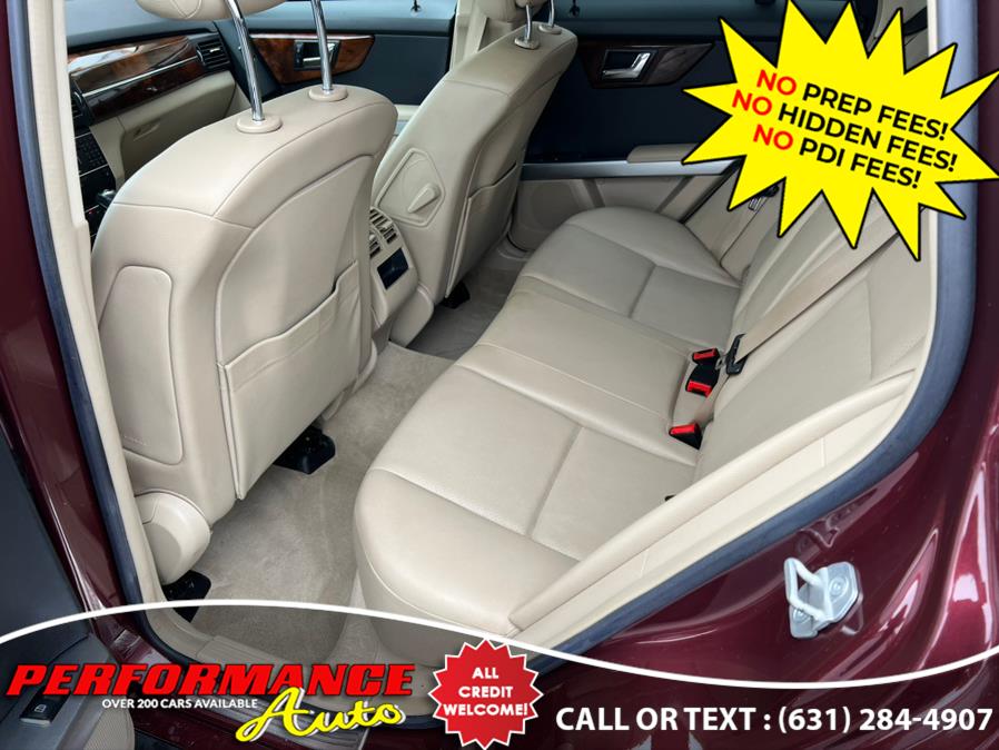 2011 Mercedes-Benz GLK-Class 4MATIC 4dr GLK 350, available for sale in Bohemia, New York | Performance Auto Inc. Bohemia, New York 2011 Mercedes-Benz GLK-Class 4MATIC 4dr GLK 350, available for sale in Bohemia, New York | Performance Auto Inc. Bohemia, New York
