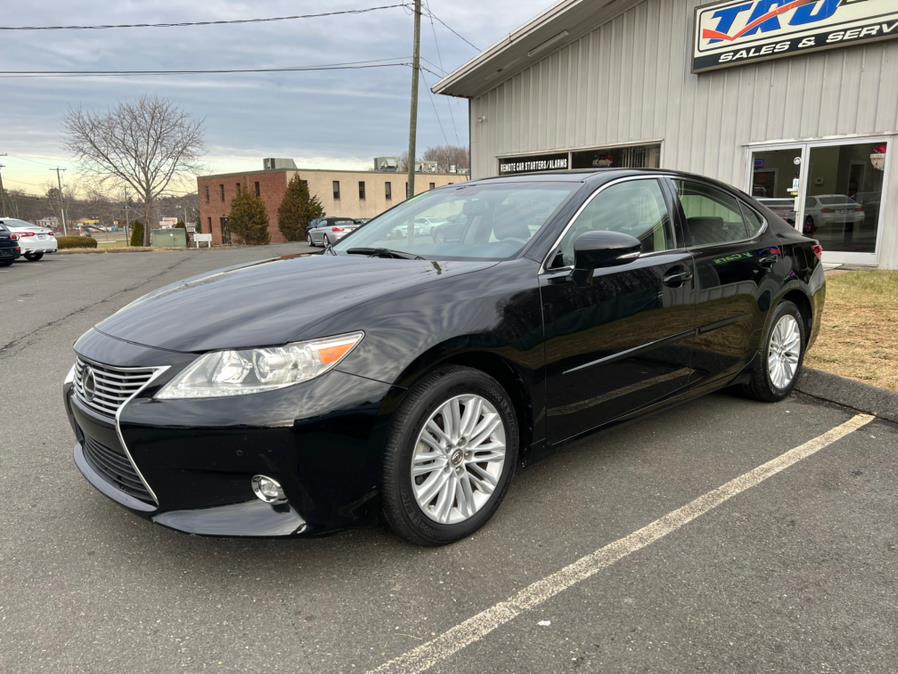 2014 Lexus ES 350 4dr Sdn, available for sale in Berlin, Connecticut | Tru Auto Mall. Berlin, Connecticut