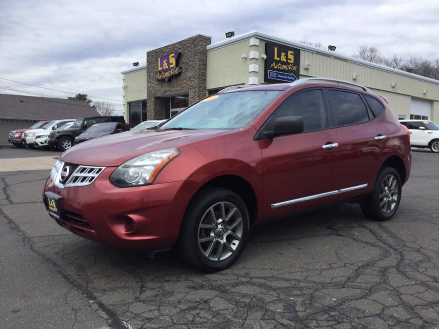 2015 Nissan Rogue Select AWD 4dr S, available for sale in Plantsville, Connecticut | L&S Automotive LLC. Plantsville, Connecticut