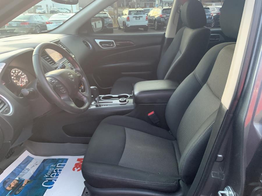 2018 Nissan Pathfinder 4x4 SV, available for sale in Old Saybrook, Connecticut | Saybrook Auto Barn. Old Saybrook, Connecticut 2018 Nissan Pathfinder 4x4 SV, available for sale in Old Saybrook, Connecticut | Saybrook Auto Barn. Old Saybrook, Connecticut