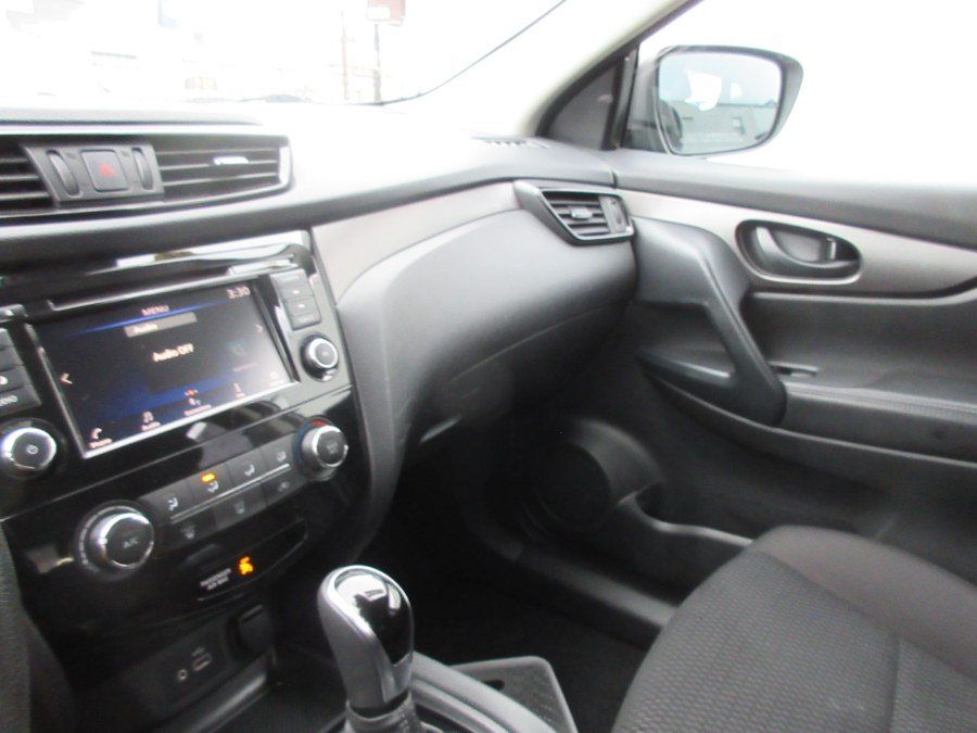 2020 Nissan Rogue Sport FWD S, available for sale in Linden, New Jersey | Route 27 Auto Mall. Linden, New Jersey 2020 Nissan Rogue Sport FWD S, available for sale in Linden, New Jersey | Route 27 Auto Mall. Linden, New Jersey