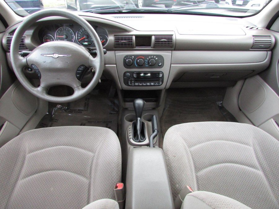 2005 Chrysler Sebring Sdn 4dr, available for sale in East Windsor, Connecticut | United Auto Sales of E Windsor, Inc. East Windsor, Connecticut 2005 Chrysler Sebring Sdn 4dr, available for sale in East Windsor, Connecticut | United Auto Sales of E Windsor, Inc. East Windsor, Connecticut