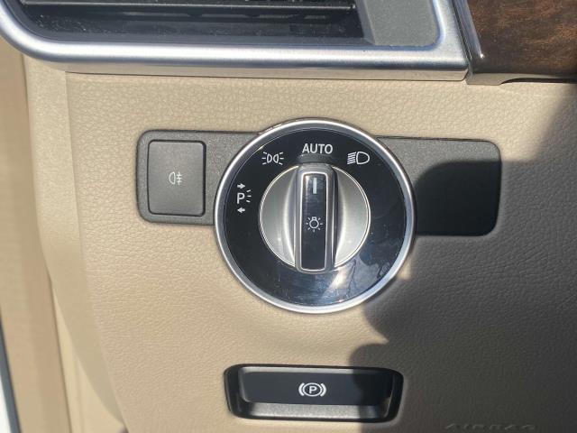 2015 Mercedes-Benz M-Class 4MATIC 4dr ML350, available for sale in Babylon, New York | Long Island Car Loan. Babylon, New York 2015 Mercedes-Benz M-Class 4MATIC 4dr ML350, available for sale in Babylon, New York | Long Island Car Loan. Babylon, New York