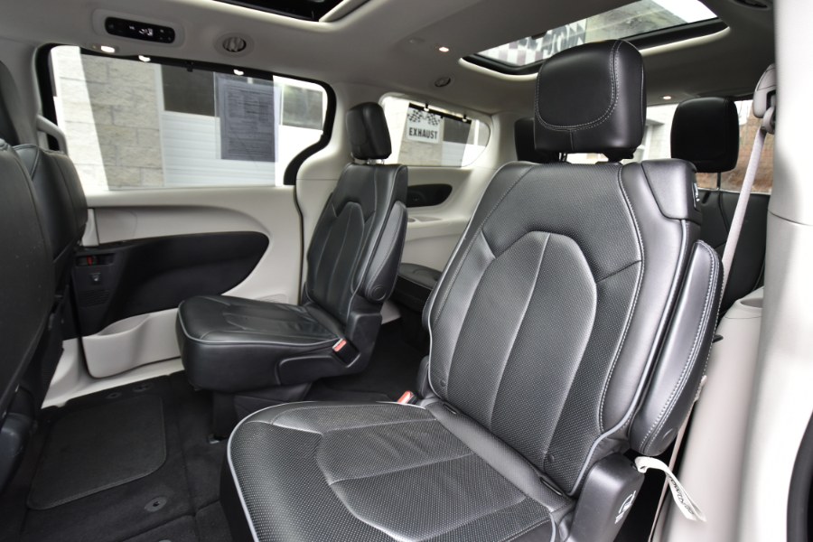 Used Chrysler Pacifica Limited 2020 | Highline Car Connection. Waterbury, Connecticut Used Chrysler Pacifica Limited 2020 | Highline Car Connection. Waterbury, Connecticut
