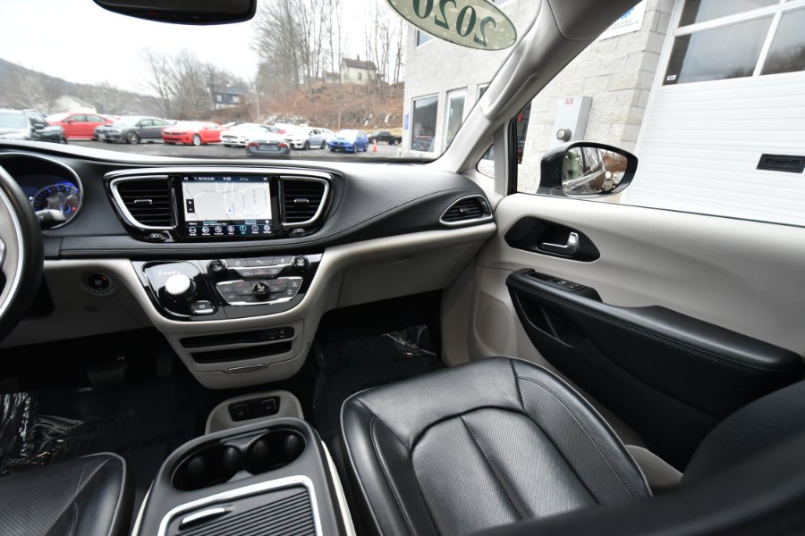 Used Chrysler Pacifica Limited 2020 | Highline Car Connection. Waterbury, Connecticut Used Chrysler Pacifica Limited 2020 | Highline Car Connection. Waterbury, Connecticut