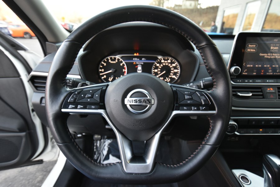 Used Nissan Altima 2.5 SR Sedan 2020 | Highline Car Connection. Waterbury, Connecticut Used Nissan Altima 2.5 SR Sedan 2020 | Highline Car Connection. Waterbury, Connecticut