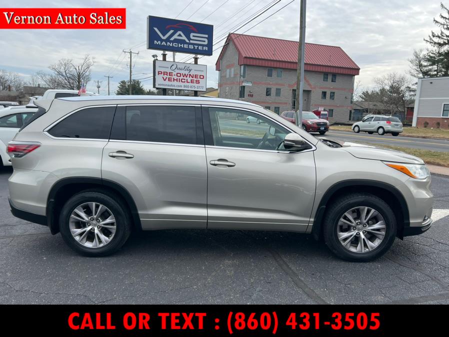 2014 Toyota Highlander AWD 4dr V6 XLE (Natl), available for sale in Manchester, Connecticut | Vernon Auto Sale & Service. Manchester, Connecticut 2014 Toyota Highlander AWD 4dr V6 XLE (Natl), available for sale in Manchester, Connecticut | Vernon Auto Sale & Service. Manchester, Connecticut