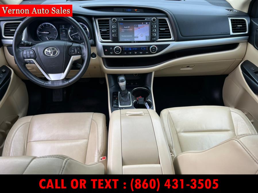2014 Toyota Highlander AWD 4dr V6 XLE (Natl), available for sale in Manchester, Connecticut | Vernon Auto Sale & Service. Manchester, Connecticut 2014 Toyota Highlander AWD 4dr V6 XLE (Natl), available for sale in Manchester, Connecticut | Vernon Auto Sale & Service. Manchester, Connecticut