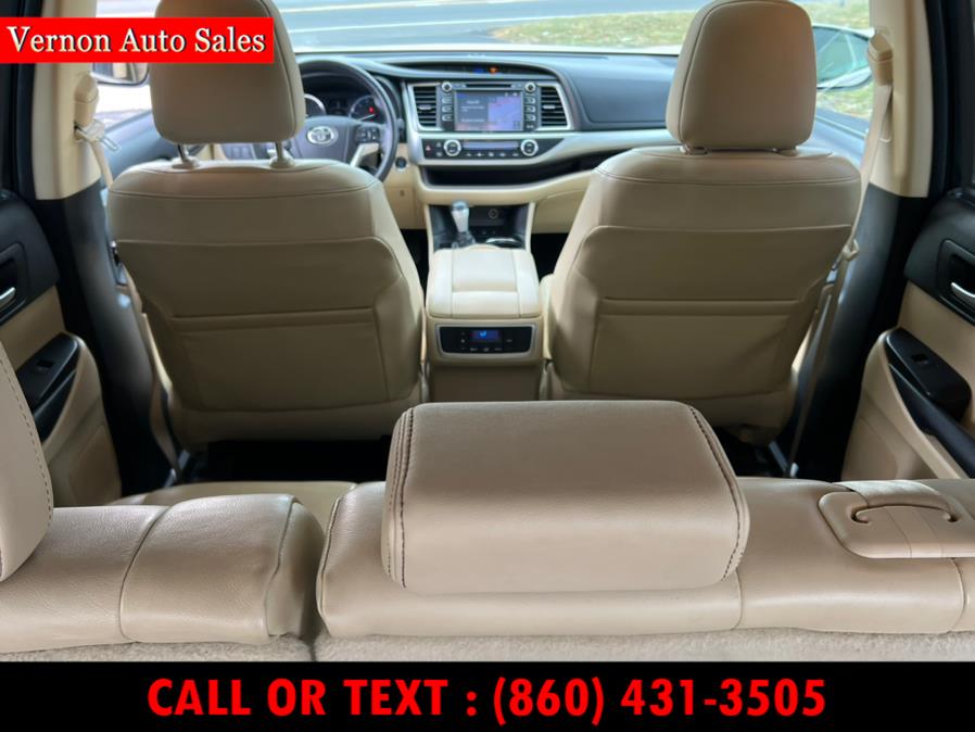 2014 Toyota Highlander AWD 4dr V6 XLE (Natl), available for sale in Manchester, Connecticut | Vernon Auto Sale & Service. Manchester, Connecticut 2014 Toyota Highlander AWD 4dr V6 XLE (Natl), available for sale in Manchester, Connecticut | Vernon Auto Sale & Service. Manchester, Connecticut