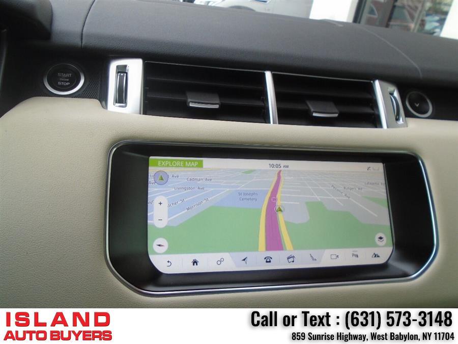 2017 Land Rover Range Rover Sport HSE AWD 4dr SUV, available for sale in West Babylon, New York | Island Auto Buyers. West Babylon, New York 2017 Land Rover Range Rover Sport HSE AWD 4dr SUV, available for sale in West Babylon, New York | Island Auto Buyers. West Babylon, New York