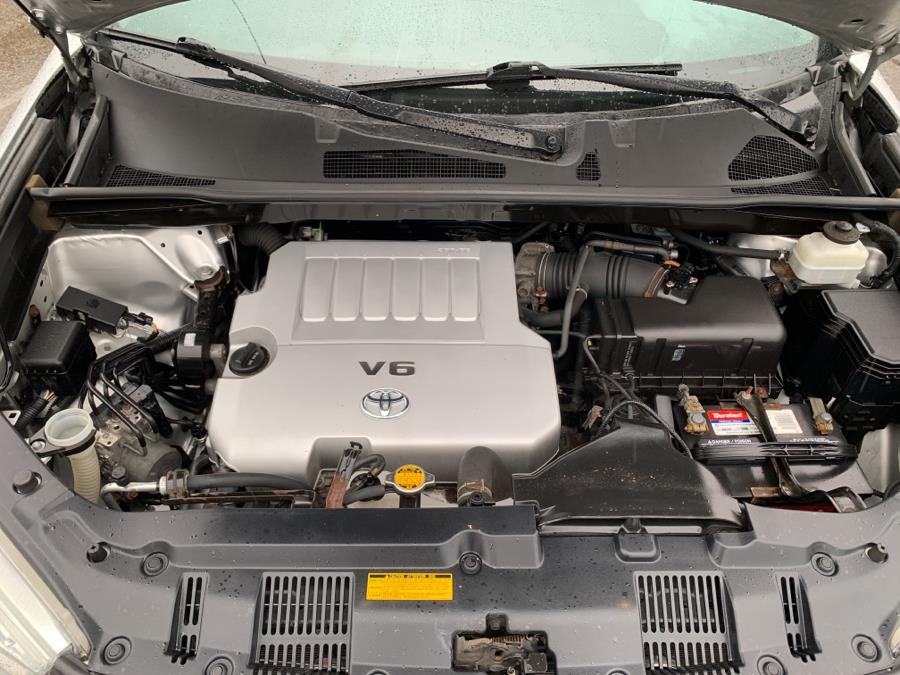 2013 Toyota Highlander 4WD 4dr V6 (Natl), available for sale in Springfield, Massachusetts | Absolute Motors Inc. Springfield, Massachusetts 2013 Toyota Highlander 4WD 4dr V6 (Natl), available for sale in Springfield, Massachusetts | Absolute Motors Inc. Springfield, Massachusetts