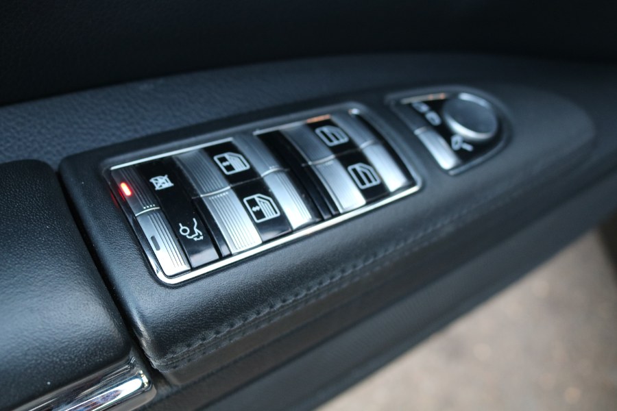 Used Mercedes-Benz S-Class 4dr Sdn 6.3L V8 AMG RWD 2008 | Dealmax Motors LLC. Bristol, Connecticut Used Mercedes-Benz S-Class 4dr Sdn 6.3L V8 AMG RWD 2008 | Dealmax Motors LLC. Bristol, Connecticut