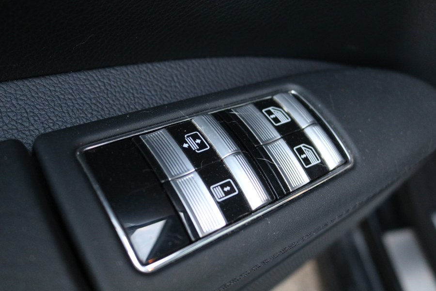 Used Mercedes-Benz S-Class 4dr Sdn 6.3L V8 AMG RWD 2008 | Dealmax Motors LLC. Bristol, Connecticut Used Mercedes-Benz S-Class 4dr Sdn 6.3L V8 AMG RWD 2008 | Dealmax Motors LLC. Bristol, Connecticut